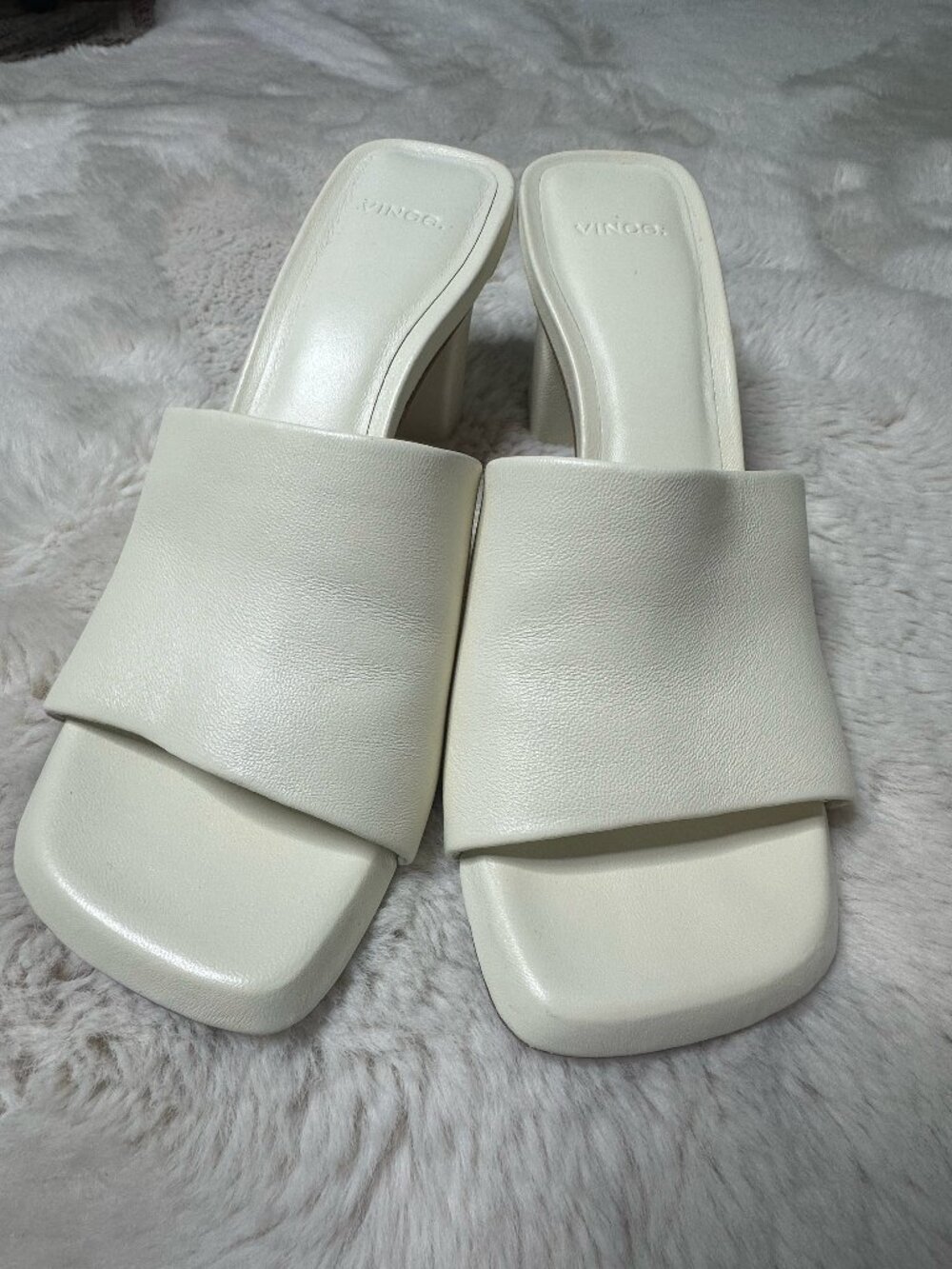 Brand New- Vince Lulu Leather Mule Sandals - 10